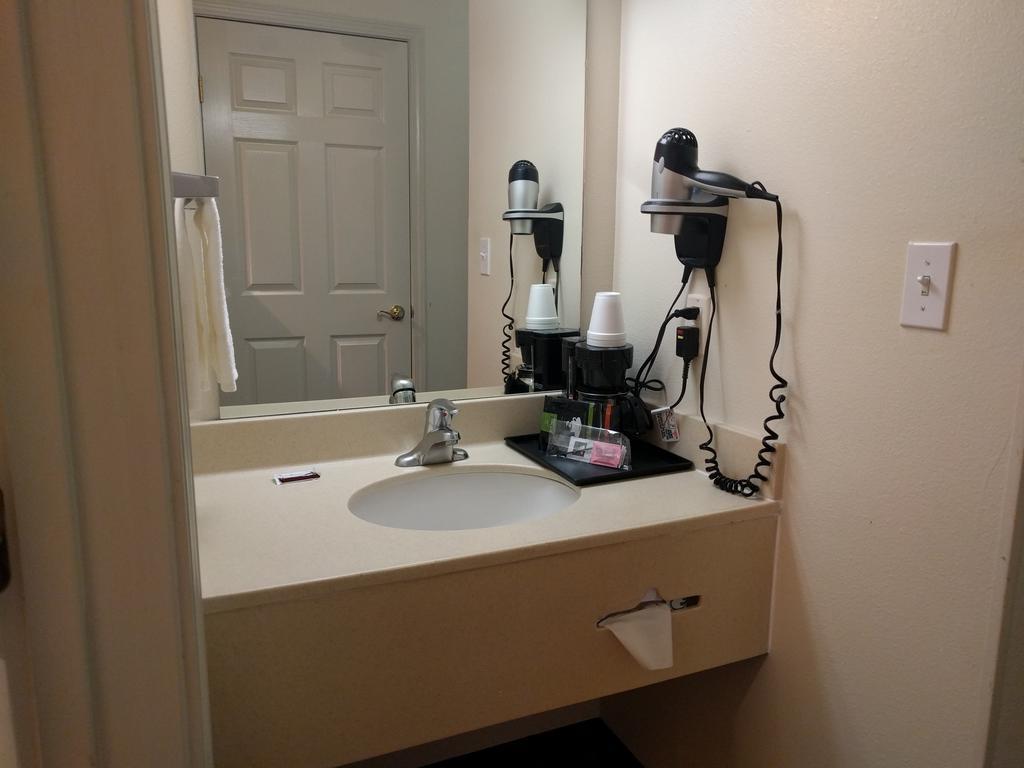 America'S Best Value Inn & Suites Gallup Εξωτερικό φωτογραφία