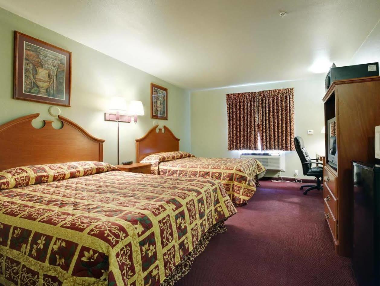 America'S Best Value Inn & Suites Gallup Εξωτερικό φωτογραφία