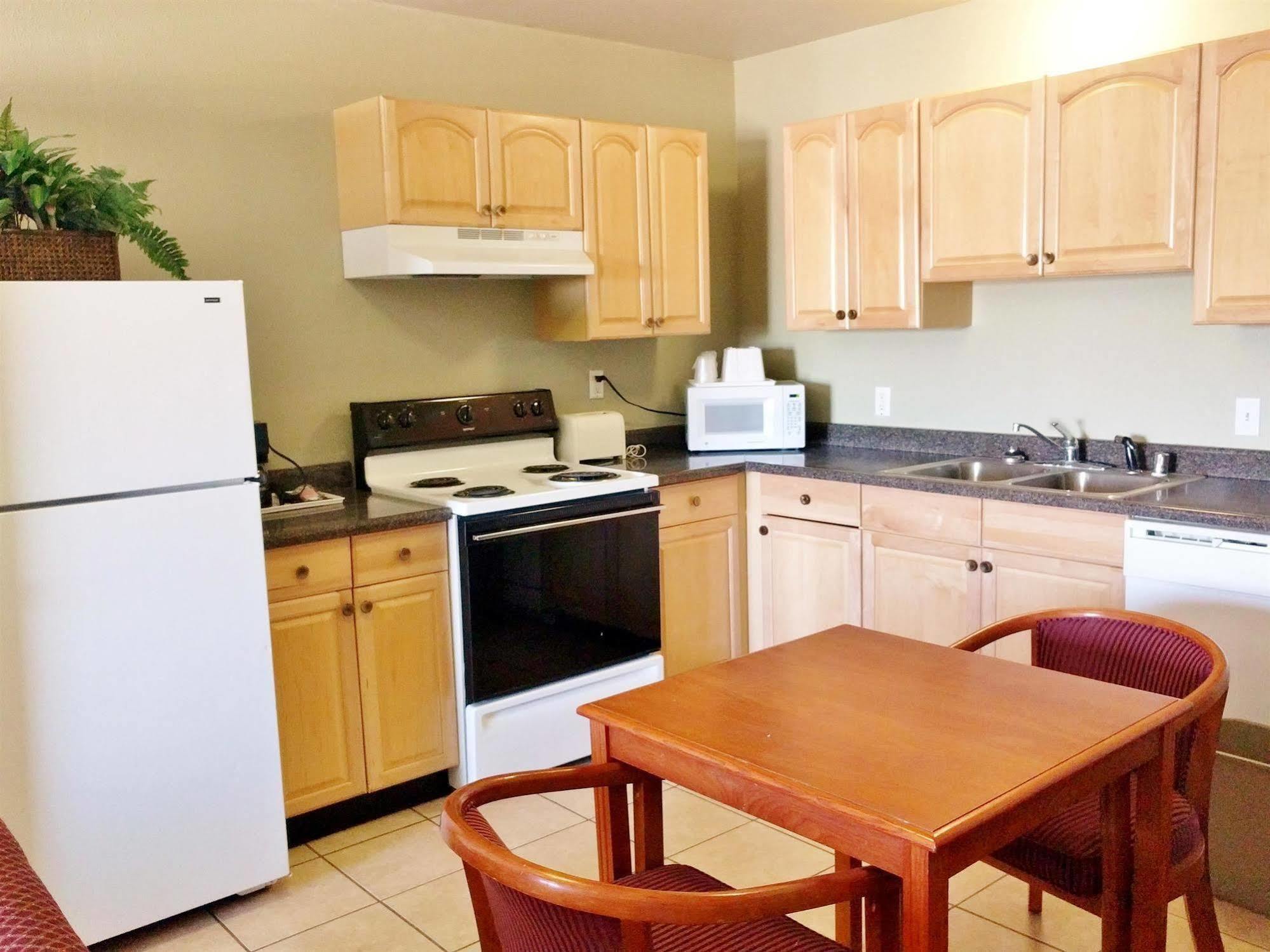 America'S Best Value Inn & Suites Gallup Εξωτερικό φωτογραφία