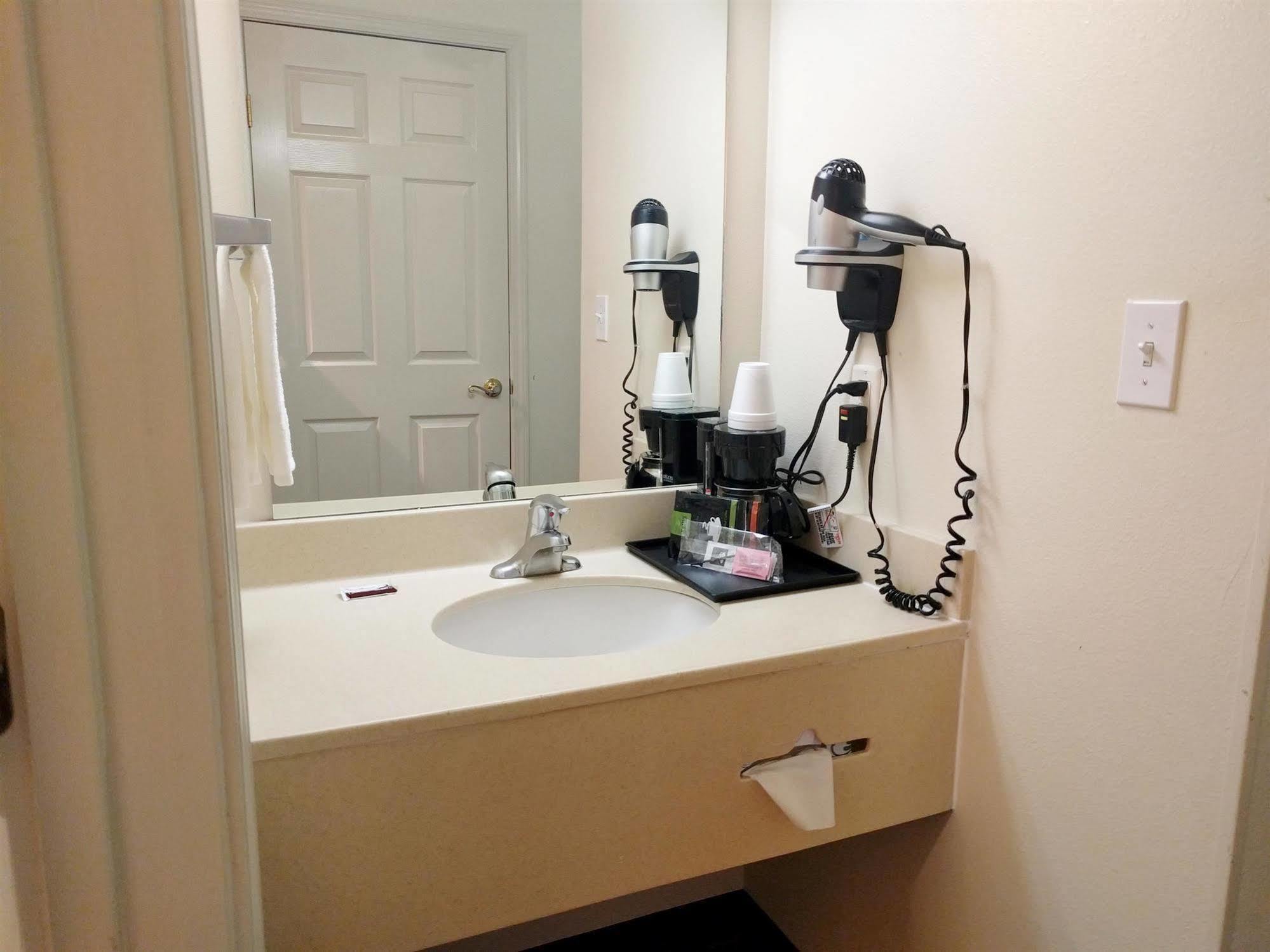 America'S Best Value Inn & Suites Gallup Εξωτερικό φωτογραφία